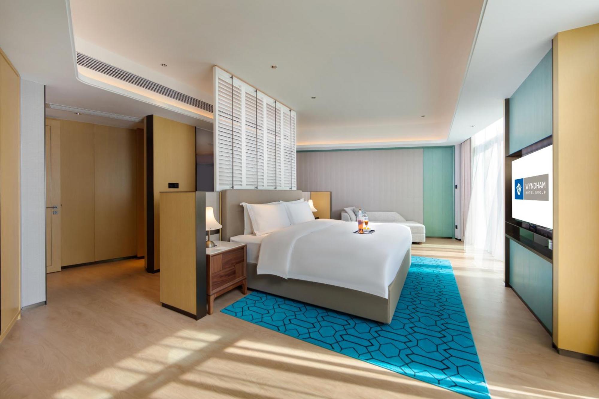 فندق Wyndham Grand Plaza Royale Hot Springs فنغهوانغ المظهر الخارجي الصورة